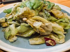 手撕圆白菜-懒人盐府人家(航天桥店)