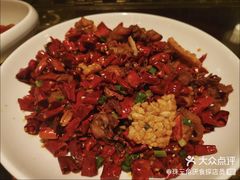 锅巴辣子鸡丁-缪氏川菜(丰盛町店)