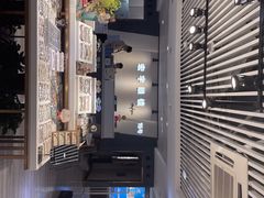 -宏宇眼镜蔡司依视路折扣店(兆佳眼镜城店)