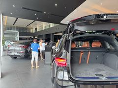 -奔驰上海利星(七宝店)