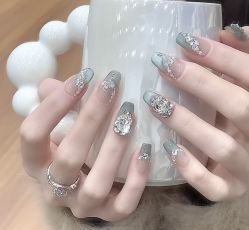 -By.2一站式美甲美睫