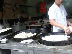 -舒蔡记生煎菜饭(云南中路店)