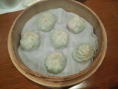 丝瓜虾仁小笼包-鼎泰丰(新港中心店)