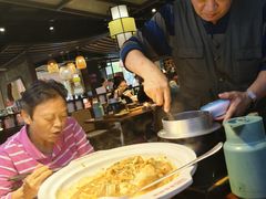 -魏铭鱼头捞饭(晋阳路店)