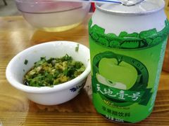 -广味炭炉鸡煲(宝业路分店)