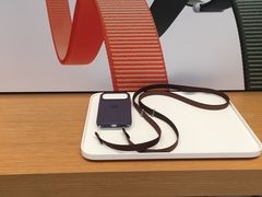 -Apple零售店(华贸购物中心店)