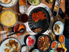 -明洞阿姨·韩式酱蟹烤肉·创意料理(三元桥店)