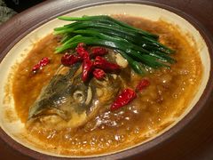 乾隆鱼头配油条-玖五京菜(杭州城北万象城店)