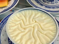 -广信牛奶甜品世家(台东店)