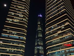 -陆家嘴空中步行连廊