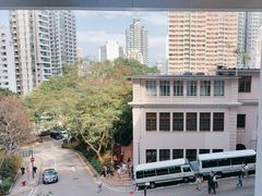 -香港大学