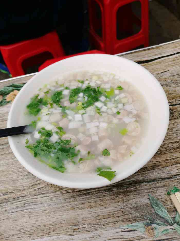 老沧州羊肠汤-"爱生活～爱点评～慕名已久的神店,他家只.