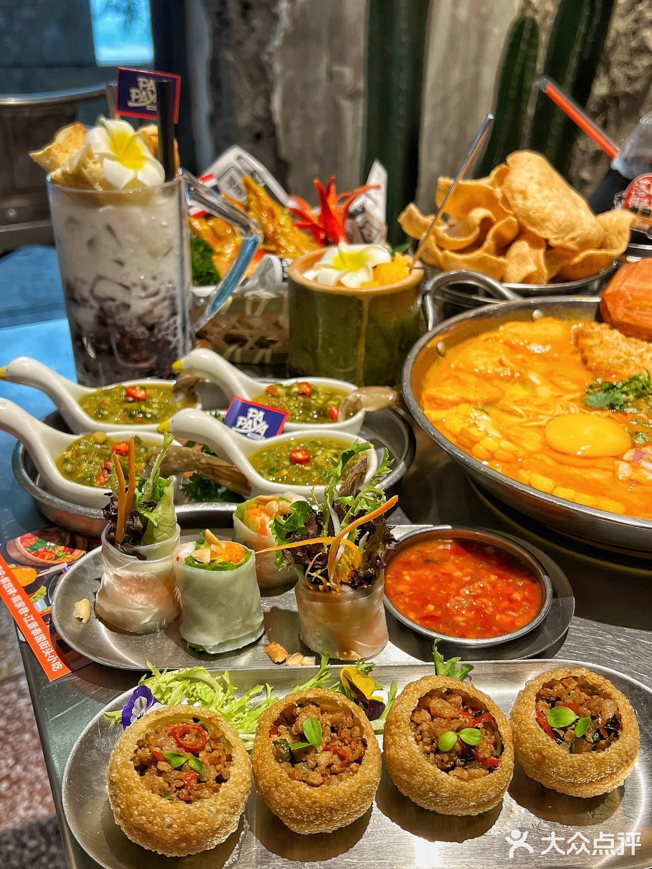 去什么洪崖洞！只想跟朋友吹嘉陵江风吃泰餐