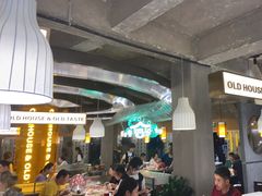-老房老舍重庆火锅(假日城市店)