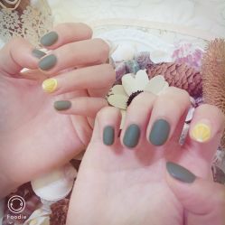 -U mi Nail美甲工作室