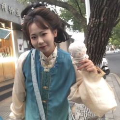 -两间半汉服工作室(平江路店)