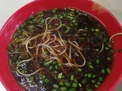 -小龙大肉面馆