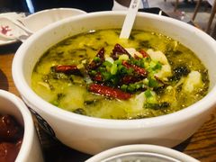 -渝是乎川渝小炒(新世界百货望京店)