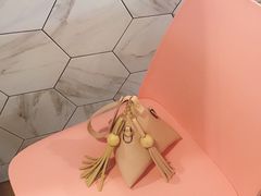 -樱花里音乐餐吧·牛扒椰子鸡(东圃店)