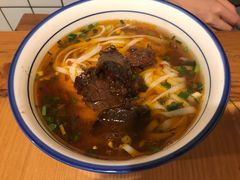 -矮子粉店1985·长沙米粉(湘春路店)