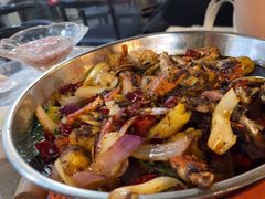 -休记光头香辣蟹干锅店(衣冠庙店)