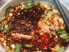 -臻老板牛肉面(光华路SOHO店)
