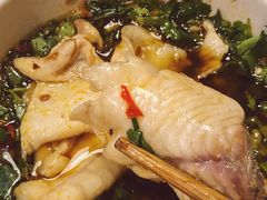 片片鱼-多多鱼自助烤肉鱼火锅(万兴花园店)