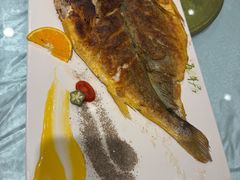 -赶海部落海鲜城(海阳路店)