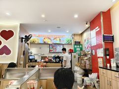 -万煲旺·香港老传承煲仔饭·猪杂汤(客村店)
