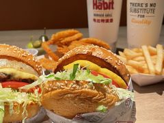 -The Habit Burger Grill 哈比特汉堡(复兴soho店)