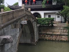 -汇龙潭