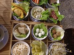 -聚汇三少·龙虾·中餐厅(莫邪路新天地店)