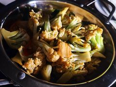 -河畔春天时尚餐厅