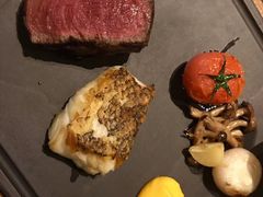 -恰餐厅及酒吧 CHAR Bar & Grill (北京丽都皇冠假日店)