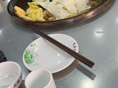 -屯老二农家铁锅炖·行业领军者(梅江店)
