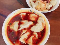 酸辣水饺-春阳水饺(香槟广场店)