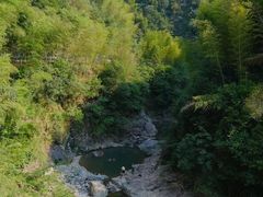 -安吉龙王山峡谷漂流