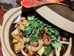 -沙胆彪炭炉牛杂煲(上海日月光广场店)