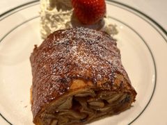 苹果卷-Wolfgang’s Steakhouse 沃夫冈牛排馆(上海白玉兰广场店)