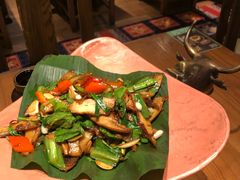 -云海肴·汽锅鸡·云南菜(天山百盛优客店)