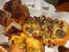 -方炉·天然食材面包店(青秀店)