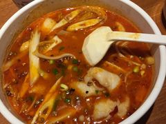 -渝是乎酸菜鱼(龙旗购物中心店)