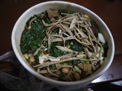 -老五鸡丝豆花面粉(瑞金北路68号院店)