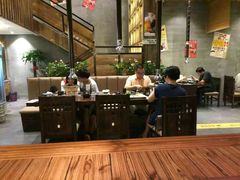 大堂-和萌牛肠烧烤(财富中心店)