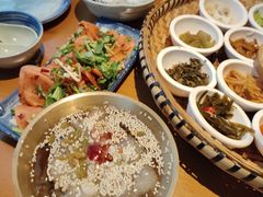 -包整·丝娃娃(一览甲秀楼风景店)