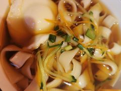-鸣记脆皮烤鱼·海鲜烤鱼(三八广场店)