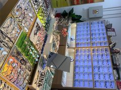 -天空之镜眼镜店蔡司依视路配镜授权零售店(望京颐堤港店)