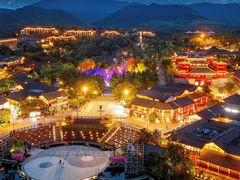 -茅山东方盐湖城景区