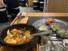 -GOGIYA·咕叽吖韩国传统烤肉店(东方新天地店)