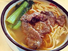 云吞牛腩汤面-龙记烧腊茶餐厅(常德路店)